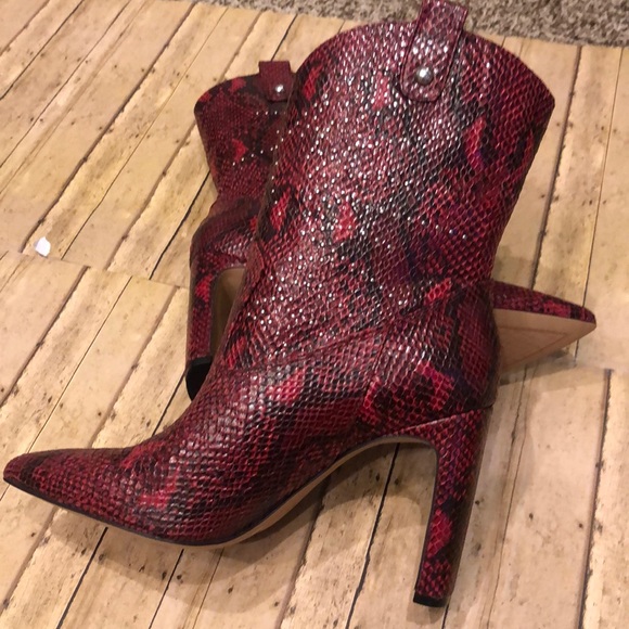 Jessica Simpson NWTs red snake boots - Picture 3 of 3